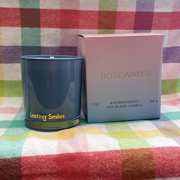 Rose Water Aromatherapy Candle - Picture 2 of 5